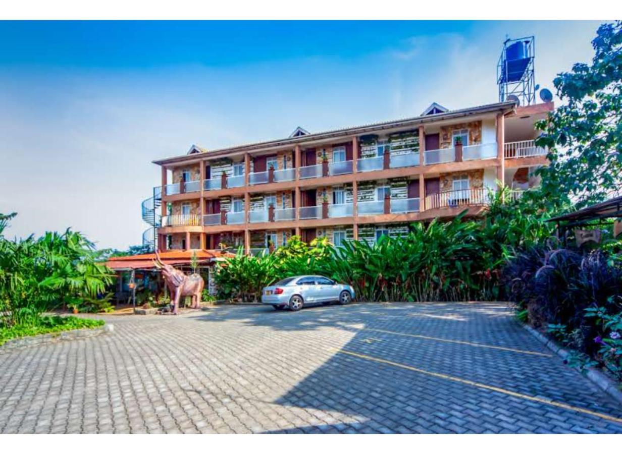 African Tribe 4* Kampala